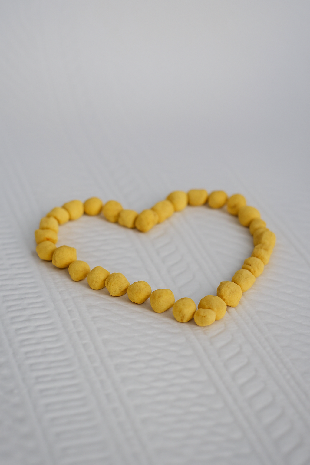 What is a good snack to give a dog?